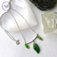 Diopside Chip Silver Bar Necklace